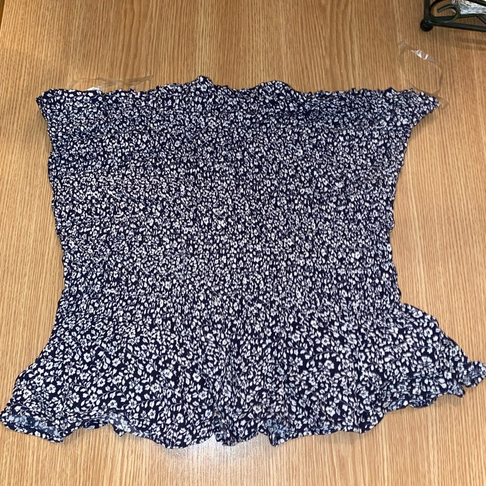 AMERICAN EAGLE STRAPLESS FLORAL TOP